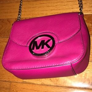 GENTLY USED Michael Kors Cross body